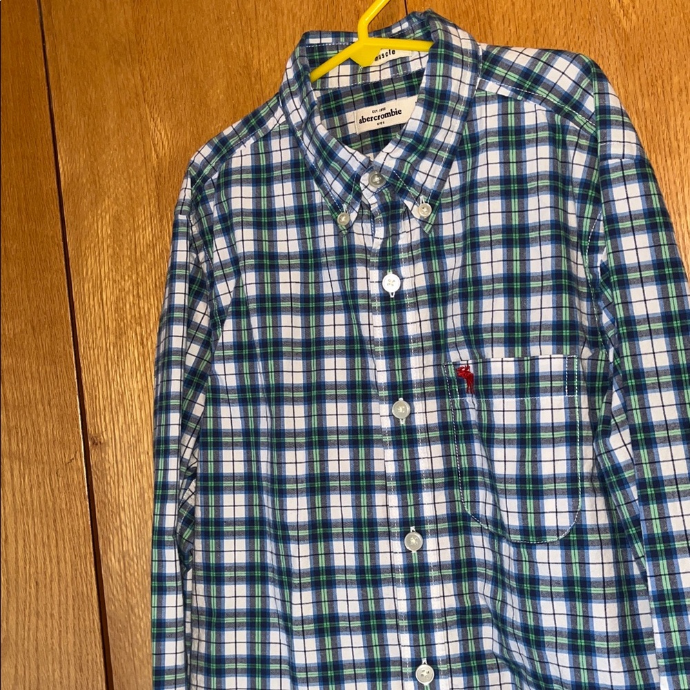 Abercrombie XL BOY’S Button Down Cotton Pocket Shirt Muscle Blue Green Plaid EUC
